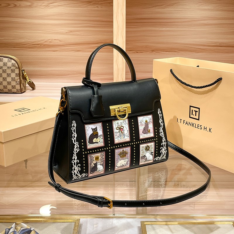 Women's handbag brand handbag  - Interior Design Intern recensie en prijs