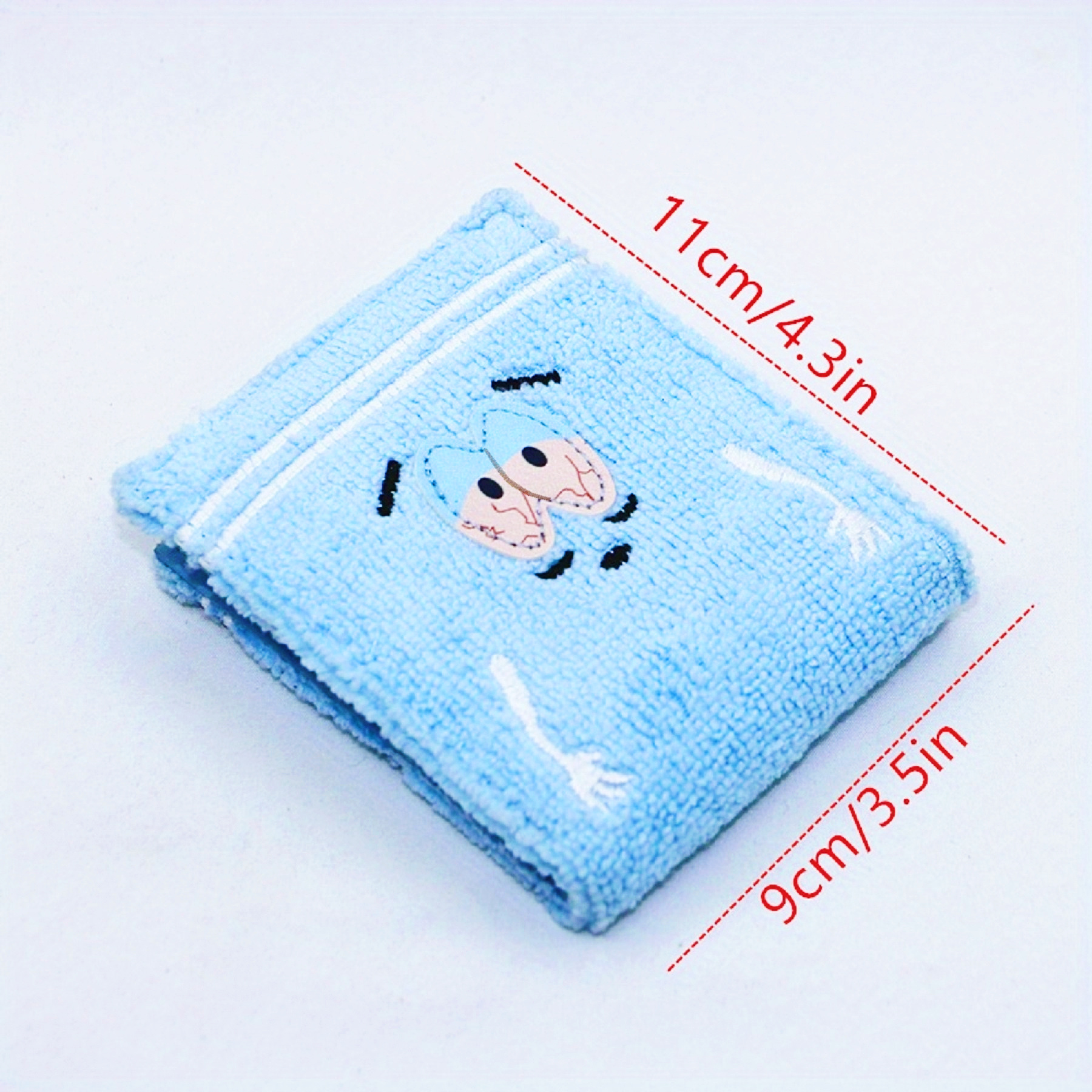 Towel cloth embroidered anime  - Interior Design Photo recensie en prijs