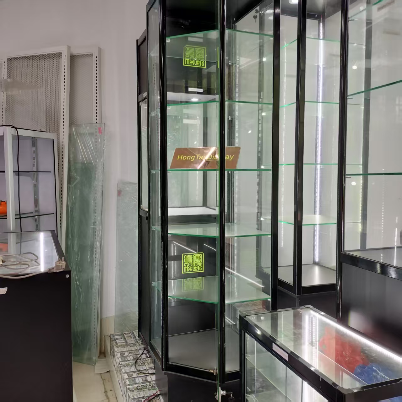 Custom.Interior Design Exhibit - Interior Design Exhibition recensie en prijs